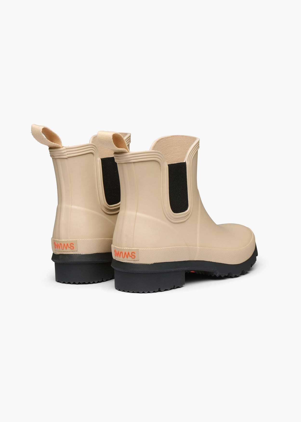 Dora II Boot